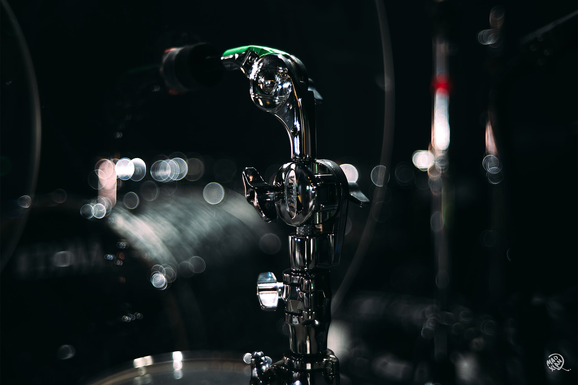 Photo captured using Artizlab Classic 35mm lens, showing natural color rendering with film-like texture and atmospheric depth